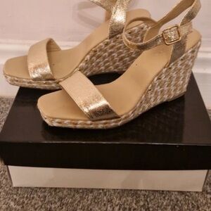 Papaya Metallic Gold Wedge Sandals